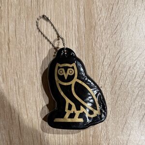OVO owl floatie keychain